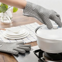 Thick Silicone Gloves Heat Resistant for Safe Baking BBQ Cooking One Pair