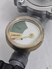Two Stage Propane Regulator with Gauge RV Gas Regulator POL Inlet X 3/8″ F