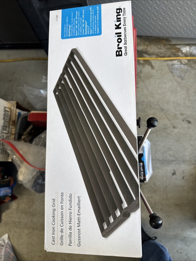 Broil King 11241 Cast Iron Cooking Grid for Baron Crown and Huntington Grills