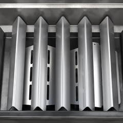 5x 7620 Flavorizer Bar + 2x 7622 Heat Deflector for Weber Genesis 300 Series USA