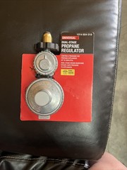 BRAND NEW Universal Dual-Stage Propane Regulator – FAST SHIPPING