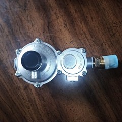 CALPOSE 2 Stage Propane Regulator with POL Propane Tank Regulator for RV Vans