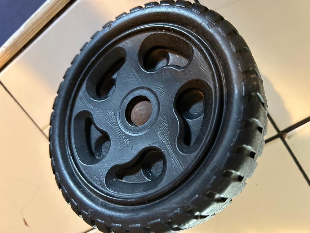 CharBroil Traditional Kenmore/Sears Grill Wheel 6″ Original part w/axel & clip