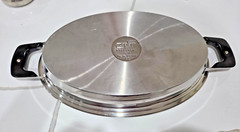 ZEPTER. 16″ OVAL STAINLESS STEEL GRILLER (21″ incl.handles). BARGAIN!