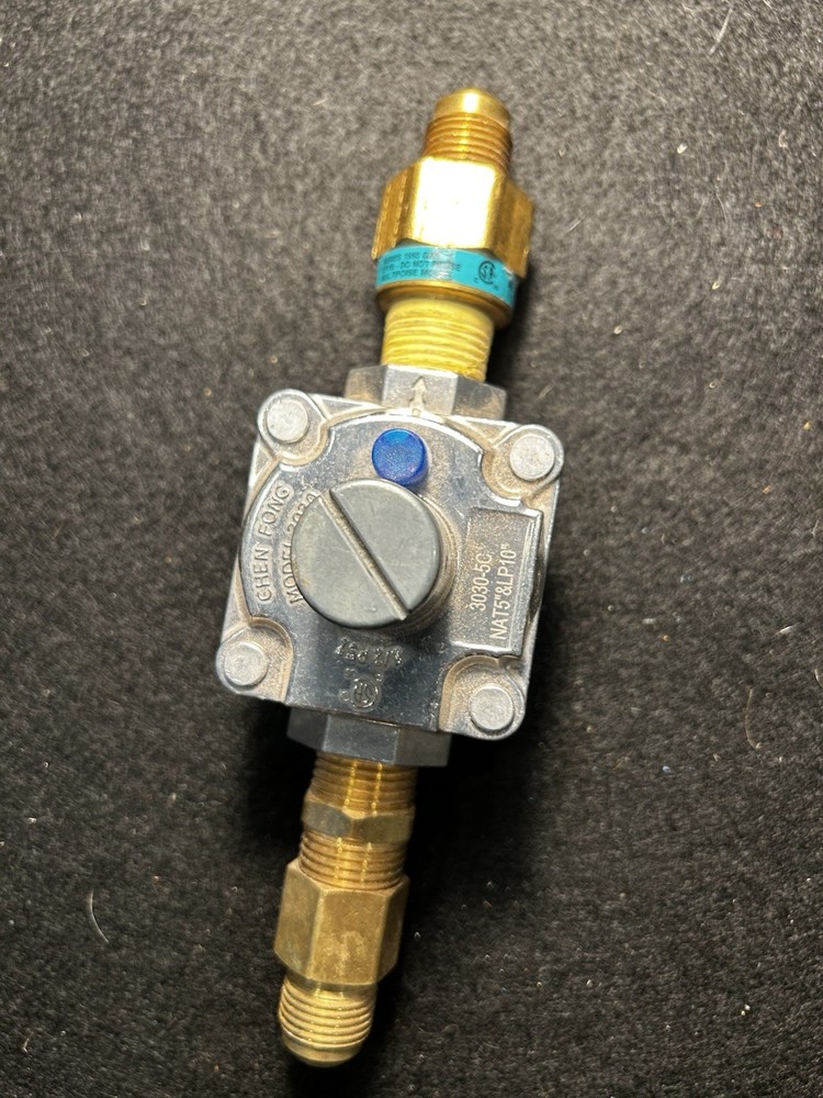 Chen Fong 3030 Propane Regulator And Adapters