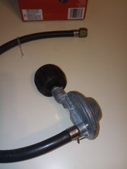 Universal Propane Replacement Regulator w/ Hose(Tested.Works.No Leaks.Open Box)