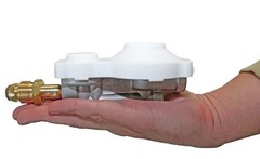 Horizontal Mounted 2-Stage Propane LP Regulator with POL for RVs, 300,000 BTU