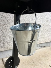 LARGE GREASE BUCKET FOR TRAEGER GRILLS GALVANIZED FITS ALL GRILLS