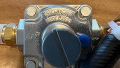 Chen Fong Model 3030 Natural Gas Grill Regulator. Brand New With 16 Inch Line. ￼