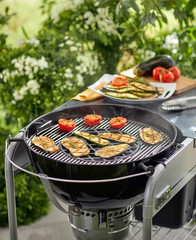 Gourmet BBQ System Sear Grate, Black – Porcelain‑Enameled Cast‑Iron for Perfect
