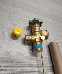 NEW MEC MES-PVE3250CLG-11.6 100 lb. POL Service Valve/11.6 in. Dip Tube, 375 psi