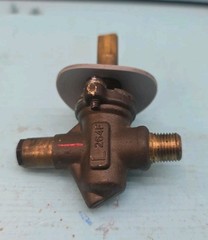 2000 – 2001 Weber Silver Natural Gas Grill Used Part -NG Main Control Valve #1