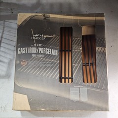 Traeger BAC366 Cast Iron/Porcelain Grill Grate Kit For 22 Series