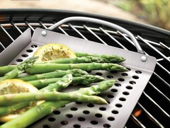 Easy-Clean 11″ x 7″ Stainless Steel Grill Tray with Handles for Outdoor Use