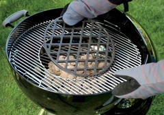 Gourmet BBQ System Sear Grate, Black – Porcelain‑Enameled Cast‑Iron for Perfect