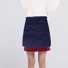 Easy Maintenance Black Apron with Vintage Style for Culinary Professionals