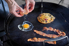 Weber Rust-Resistant 22″ round Griddle Insert