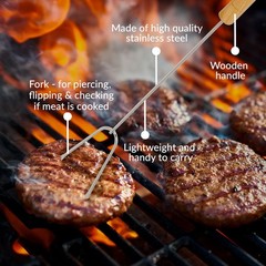Compact and Lightweight 3 Piece Grill Utensil Set with Clip Shovel and Fork
