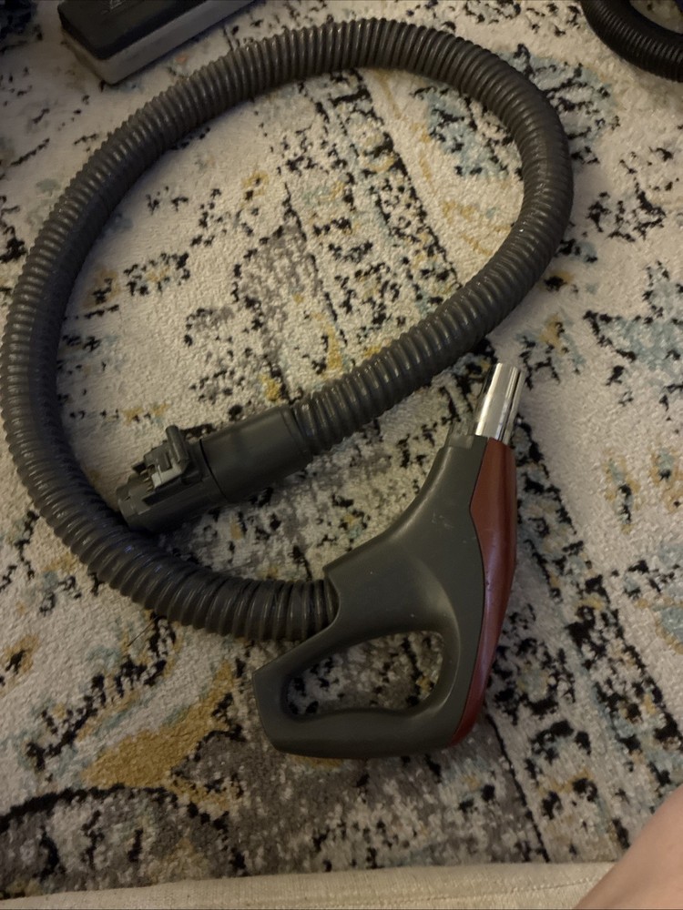 Genuine Kenmore UltraPlush 591016113 canister Vacuum hose bc4027 POP-N-GO