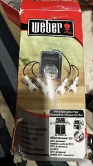 WEBER IGNITER KIT 4 PCS SEE PHOTOS, ONE IGNITER CERAMIC IS BROKE AT THE CORNER