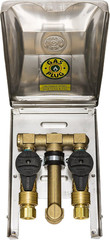 Burnaby Manufacturing Ltd Double Gas Plug™, 1/2″ Rear NPT Inlet, 2 x 3/8″ Quick