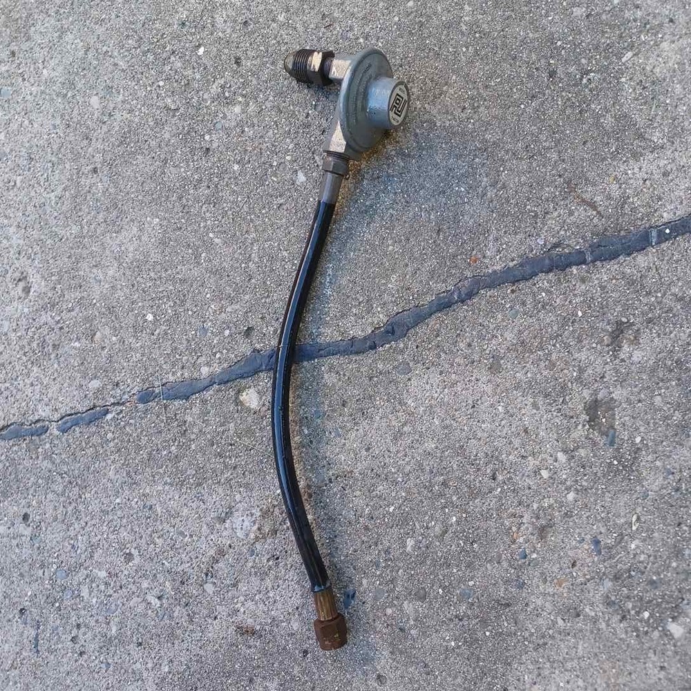 Vintage LP Regulator w/ Hose 12in for Propane Gas Grill Old Style Made in Italy