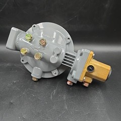 MEC Excela-Flo MEGR-1232-HBF Twin Stage Propane Regulator FPOL x 1/2 FNPT