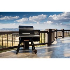 Traeger Timberline 850 pellet Grill
