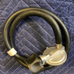 Ooni Hose & Regulator / Hose length 3 feet Long Model# A300i-USL018