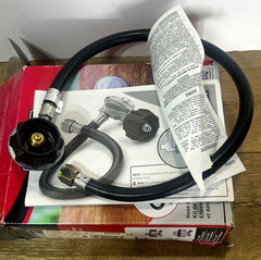 Weber Hose and Regulator Kit 24″ 7502 NEW Open Box