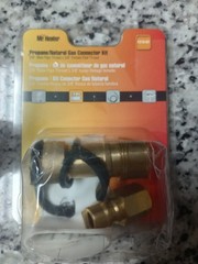 Mr. Heater F276187 Propane/Natural Gas Connector Kit 3/8″ MPT x 3/8”FPT