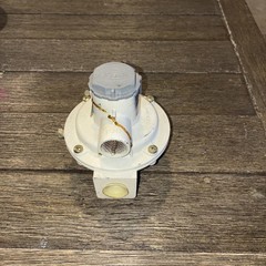 MEC MEGR-1232E-HBH Twin Stage Propane Regulator, FPOL X 1/2″ NPT
