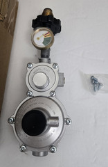Two Stage Propane Regulator with Gauge RV Gas Regulator POL Inlet X 3/8″ F