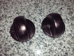 Set of 2 Universal Gas Barbecue Grill Burner Control Knobs, Black. 2 Diff.Styles