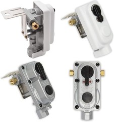 Compact 2-Stage LP Propane Regulator with Automatic Changeover & Color Indicator