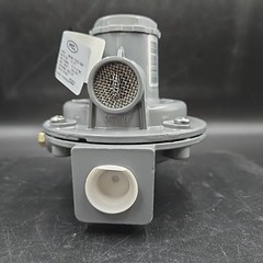 MEC Excela-Flo MEGR-1232-HBF Twin Stage Propane Regulator FPOL x 1/2 FNPT