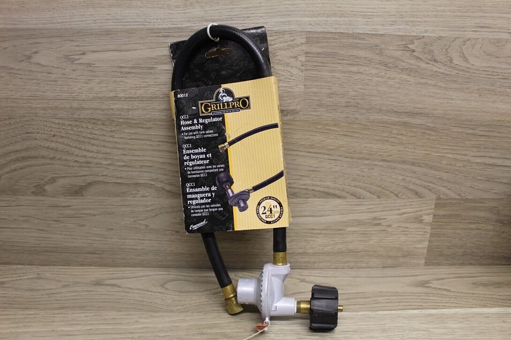 GrillPro 24 In. PVC LP Hose & Regulator GrillPro 80012