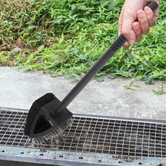 BBQ Cleaning Brush with Sturdy Handle and Integrated Scraper for Easy Use