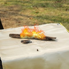 Fireproof Fiberglass Blanket Mat Heat Resistant Pad for Patio and Campsite